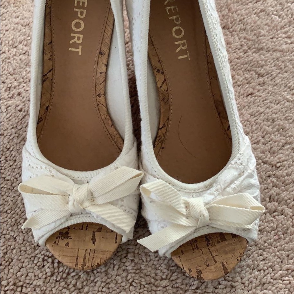 White report wedge sandals